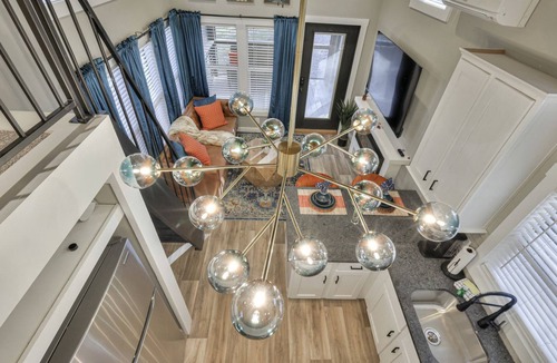Tracy City Cabin | Stunning Mountain Tiny House Beautifully Design Ideal for Nature Lovers in Tennessee