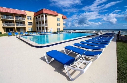 Point East Condo | Stunning Oceanfront Views from 3rd Floor Corner Unit on No-Drive Beach