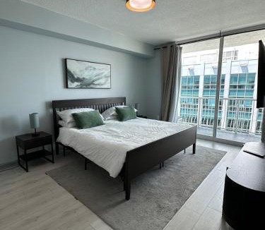 Brickell Apartment | Stunning vew from 42nd floor, Brickell-Miami financial district free parking, sleeps 4