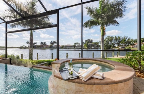 Burnt Store Villa | STUNNING Waterfront Villa with Infinity Pool, Spa, Preserve Views Casa del Sol - Roelens