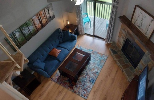 Harbison Apartment | Stylish 1 Bedroom Condo