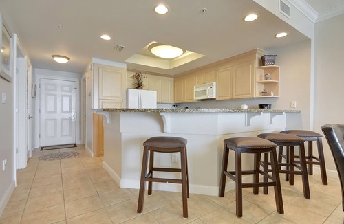 Panama City Beach Condo | Stylish 2BR Boardwalk Condo – Gulf Views, Balcony, 2 Queens & Resort Amenities