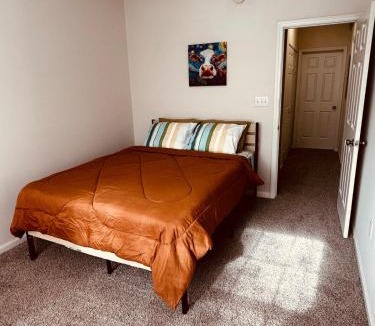 East Point Apartment | Stylish 2BR Near Downtown Atlanta Min From Airport