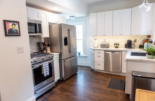 Reynoldstown House | Stylish 3 BR Home on Beltline w/ private office & fenced private courtyard