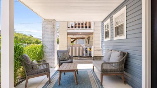 Gardens House | Stylish 3BR OC Gardens with Patio and Parking
