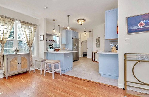 North Charlotte Apartment | Stylish and charming NoDa apartment with unbeatable location