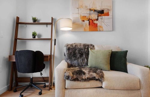 Greenpoint Apartment | Stylish Brooklyn Studio Near the G Train | Sleeps 3