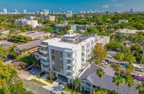 Parkside Apartment | Stylish Condo, Walk to Dining, 5 Min to Beach