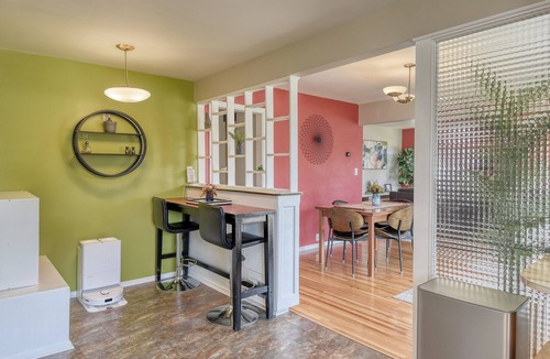 Spokane Valley House | Stylish Mid-Century 3BR/2BA. Huge, Shaded Pet-Friendly Yard, Sauna, Fire Pit