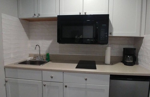 Frankford Apartment | Stylish & Private 1BR Apartment - 25mins from Philly Center City