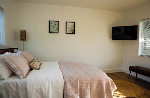 Old Northwood Historic District Hotel | Stylish Urban Getaway