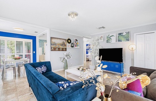 Parker Ridge House | Stylish Vacation Home Close to Everything
