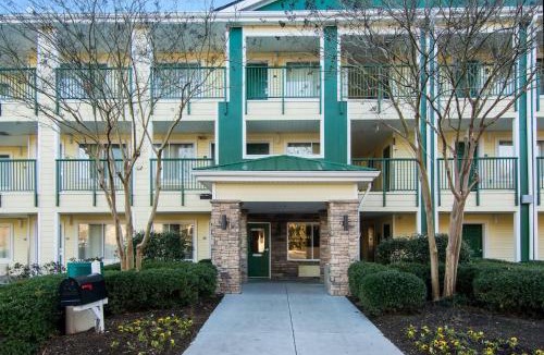 Durham Hotel | Suburban Studios Durham-Raleigh