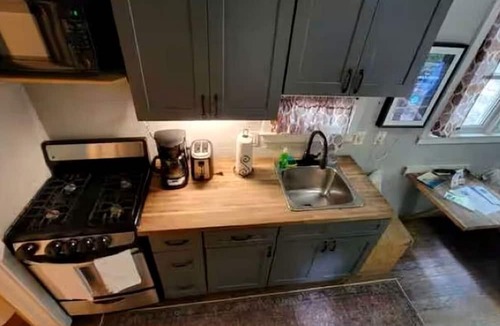 Suches Cabin | Suches Glamping Escape in Pet-Friendly Tiny House Rental for Two