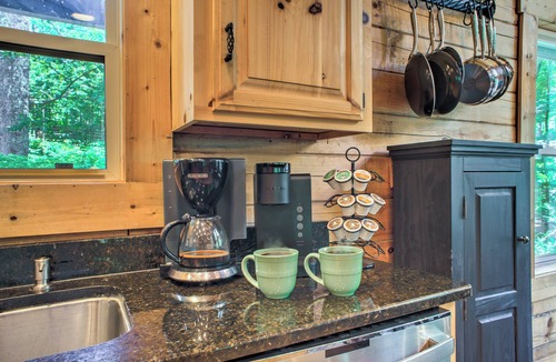 Sugar Mountain House | Sugar Mountain | Sleeps 17 | Dog Friendly | Hot Tub