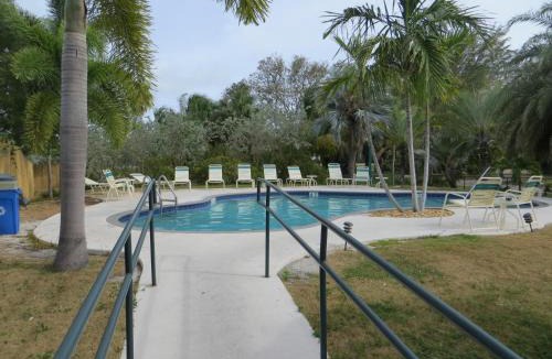 Sugarloaf Key Cabin | Sugarloaf Lodge
