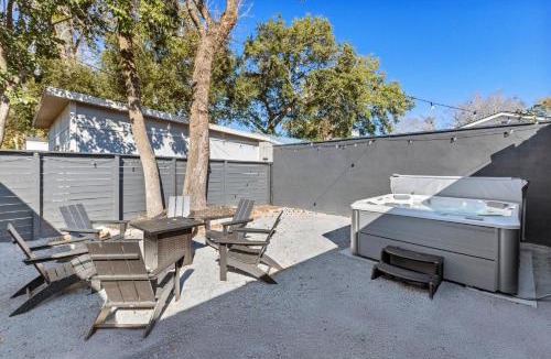 West Ashley House | Suite Magnolia II, Hot Tub & Pet Friendly