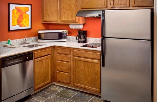 Bethlehem Hotel | Suite w/Complimentary Breakfast! | America on Wheels Museum - 4.2 miles