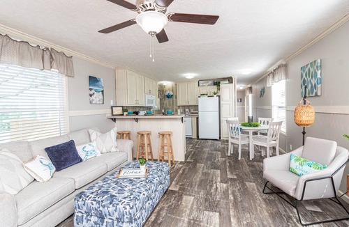 Navarre Cottage | Sum Beaches Paradise Cottage 9
