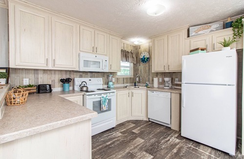 Navarre Cottage | Sum Beaches Paradise Cottage 9