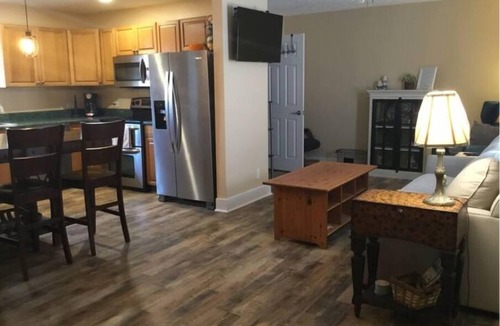 Panama City House | Summer 90+ day stay! Walk to Dinner, Sunsets & the Bay! Pets OK!