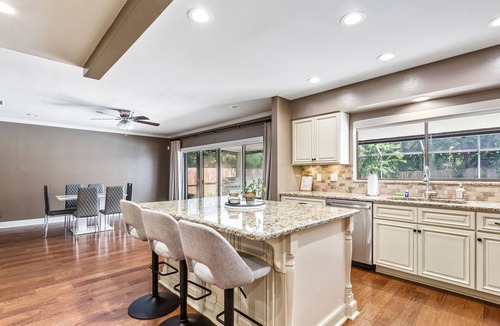 Temple Terrace House | "Summer Dream" - Large Family Pool Home