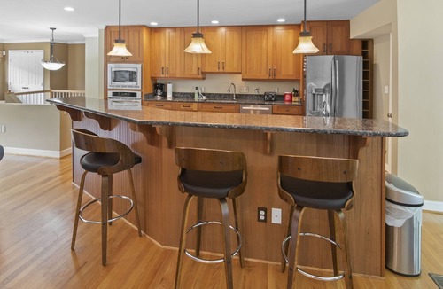 Fairland House | Summer Getaway Near DC and Baltimore Pool, Private Yard & Peaceful Setting