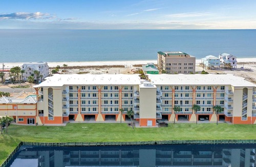 Mexico Beach Apartment | Summerhouse 106 by Pristine Properties Vacation Rentals