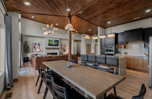 Gatlinburg - Pigeon Forge Cabin | Summit Splendor | Steps to The Trillium, Indoor Pool, Playground, Views!