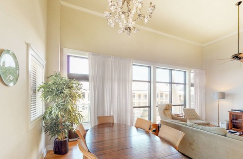 Port St. Joe House | Sun-Kissed Condo by the Bay w/ Free WiFi, Balconies, & a Shared, Outdoor Pool
