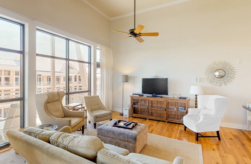 Port St. Joe House | Sun-Kissed Condo by the Bay w/ Free WiFi, Balconies, & a Shared, Outdoor Pool
