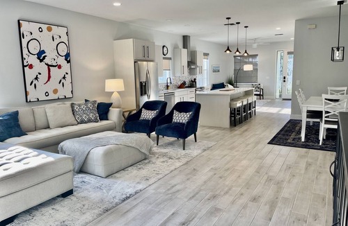 Naples Park House | Sun-Soaked Pool Oasis—Walk to Beach