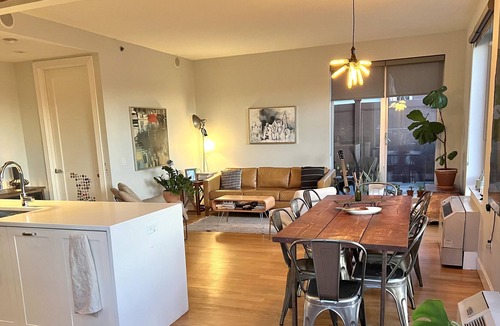 Williamsburg House | Sun-Soaked, Sweeping Views, HUGE Terrace, in BEST Williamsburg Location