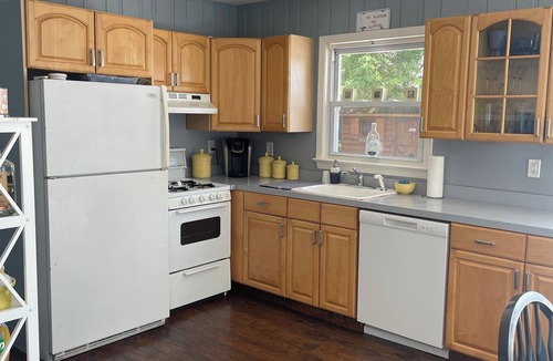 Osbornsville House | SUN7 | Bring your boat! Waterfront cottage w/private dock!