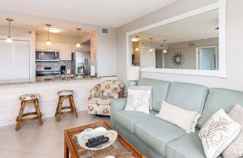 Tavernier Condo | Sunbeam Dream Oasis [Ocean Pointe 4211]