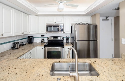 Sanibel Condo | Sundial B306-Direct Beachview, Newly Renovated, Steps to Beach