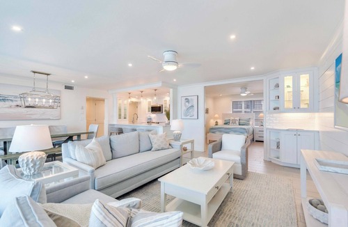 Beachview Country Club Estates Condo | Sundial E304 - Stunning Gulf Front 3BR Condo - Sleeps 8 - Breathtaking Views!