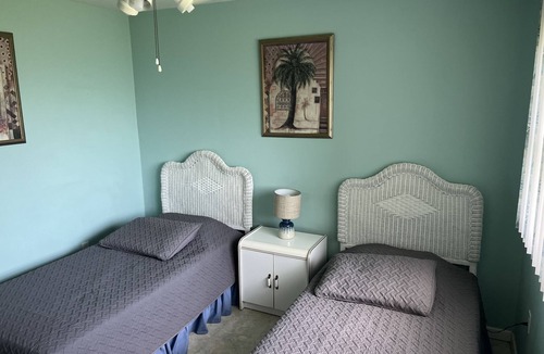 Warm Mineral Springs Resort | Sunny Apartments a block from Warm Mineral Springs. Unit 3