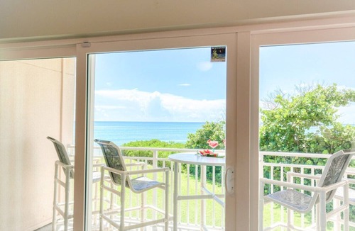 Satellite Beach Condo | Sunny Beachside Condo w/Beautiful Balcony Ocean Views & Heated Pool ☀️