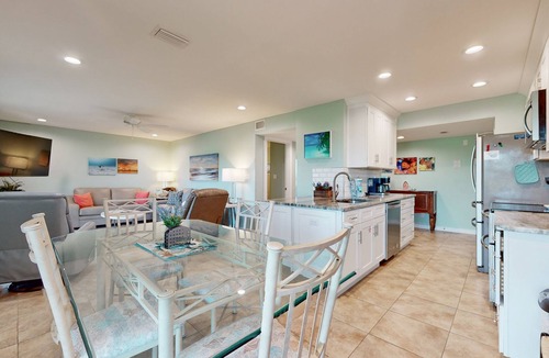 Miramar Beach Condo | Sunny condo with lake views, outdoor pool, fast WiFi, tennis & central AC