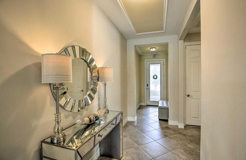 Fort Myers House | Sunny Ft Myers Abode w/Community Amenities!