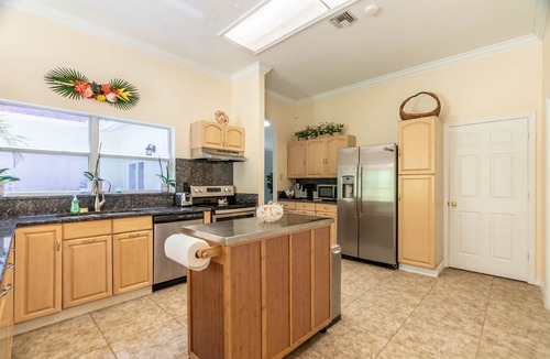 Lake Magdalene House | Sunny Tampa: 3BR, Heated Pool