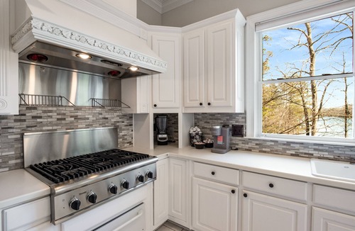 Flowery Branch House | Sunrise Villa - 7000 sf: 5 king/1 queen/7 single beds, heated pool, great views
