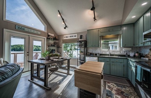 Eatonton House | Sunset Oasis Sinclair: Waterfront, Dock & Fire Pit