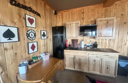 Six Mile House | Sunset Point on Lake Keowee - Expansive views, deep water dock and hot tub!