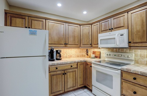 Shipyard Plantation Villa | Sunset Rentals | Colonnade Club 150