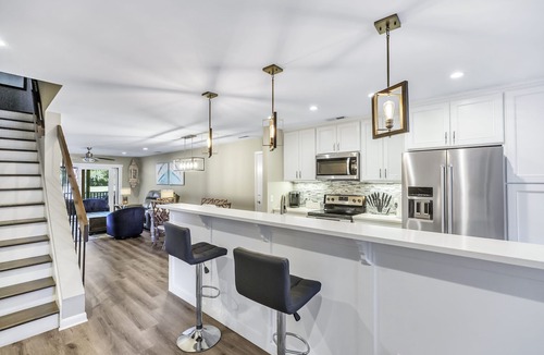 Shipyard Plantation Villa | Sunset Rentals | Tennismaster 802 | Dog Friendly