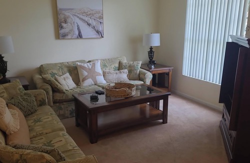 Sunset Ridge House | Sunset Ridge with game room and unspoilt view from pool and spa.