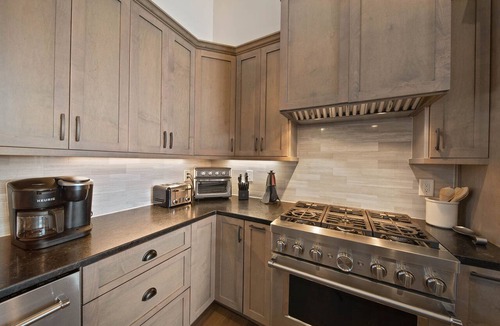 Elk Park Cabin | Sunset Valley - Luxury Home in The Lodges at Eagles Nest