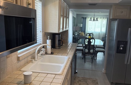 Stuart Condo | Sunsets and Palm Trees overlooking the St. Lucie River